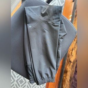 Lululemon Men’s Jogger Size M